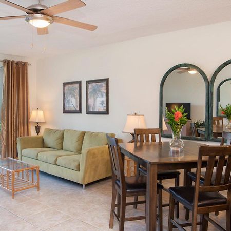 Beach Living At Island Pine Villas ジョージ・タウン エクステリア 写真
